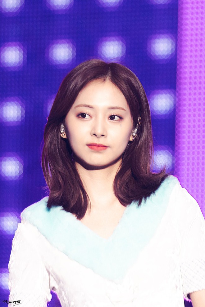 C&aacute;c đệ nhất nhan sắc của Kpop khi cắt t&oacute;c ngang vai: Irene v&agrave; Jisoo c&oacute; qua mặt được t&igrave;nh đầu quốc d&acirc;n? - Ảnh 21.