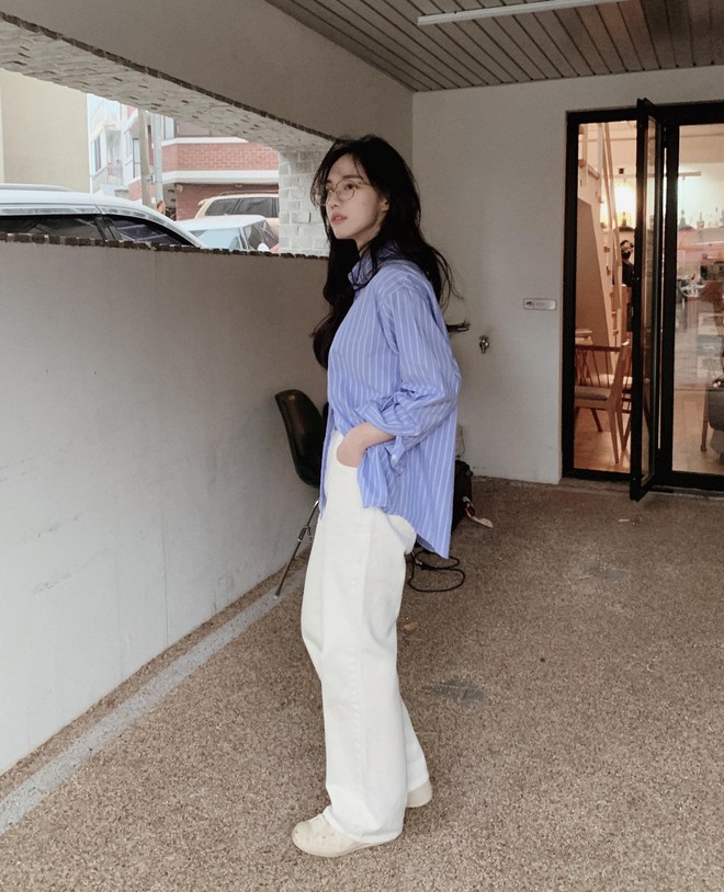 G&aacute;i H&agrave;n sẽ cho chị em biết 4 mẫu quần jeans đang mốt nhất, mua đủ th&igrave; mặc đẹp mọi l&uacute;c mọi nơi - Ảnh 18.