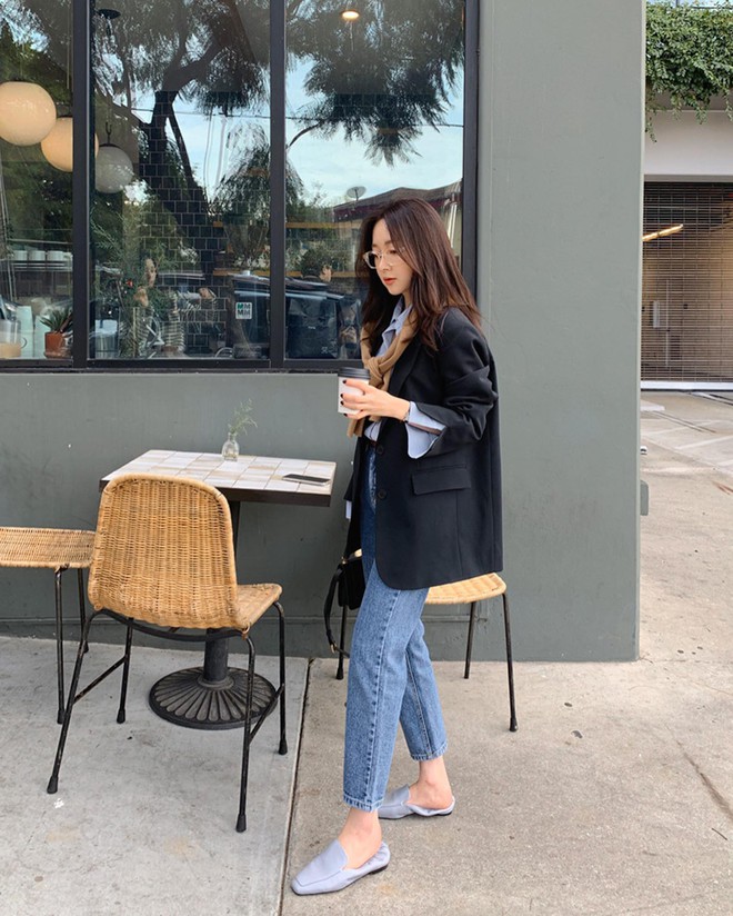 G&aacute;i H&agrave;n sẽ cho chị em biết 4 mẫu quần jeans đang mốt nhất, mua đủ th&igrave; mặc đẹp mọi l&uacute;c mọi nơi - Ảnh 3.