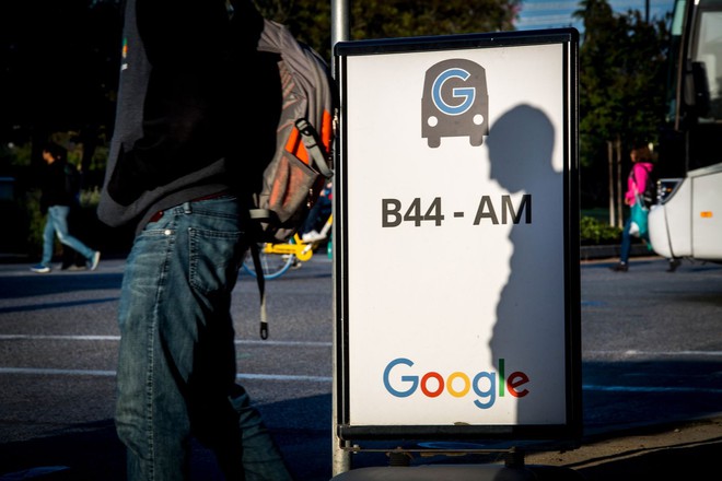 Google gặp biến lớn: Bị cáo buộc kiếm tiền từ việc theo dõi những thứ nhạy cảm nhất của người dùng, rủi ro thanh trừng toàn ngành đang cận kề - Ảnh 2.