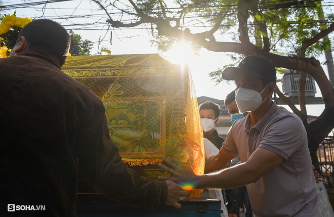 3 ng&agrave;y tang thương ở Hội An: Người ra đi trong ph&uacute;t chốc, nỗi đau m&atilde;i k&eacute;o d&agrave;i - Ảnh 7.
