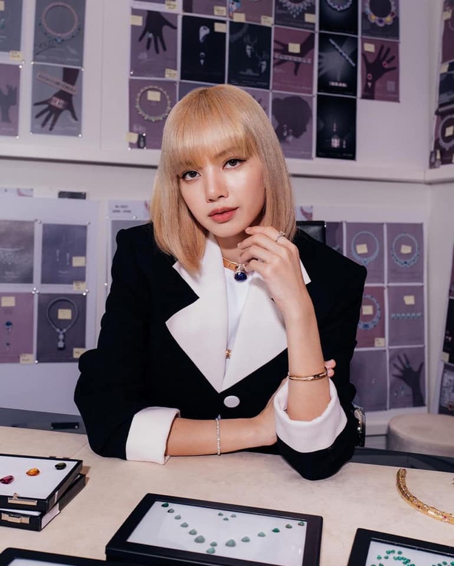 Lisa (BLACKPINK) lại xác lập thêm 3 kỷ lục khủng của Kpop trên Spotify, làm vậy ai làm lại? - Ảnh 1.