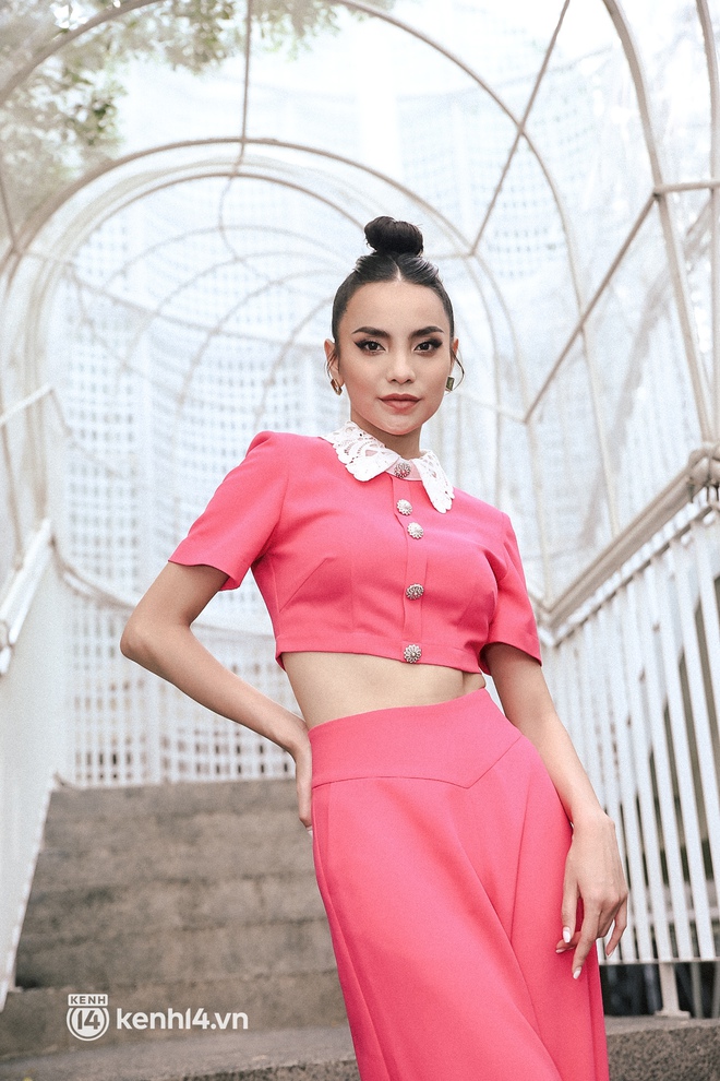 Ng&agrave;y 2 sơ khảo Hoa hậu Ho&agrave;n Vũ Việt Nam: Kh&aacute;nh V&acirc;n - Vũ Thu Phương đọ sắc, V&otilde; Ho&agrave;ng Yến cực xinh c&ograve;n d&agrave;n th&iacute; sinh th&igrave; sao? - Ảnh 15.