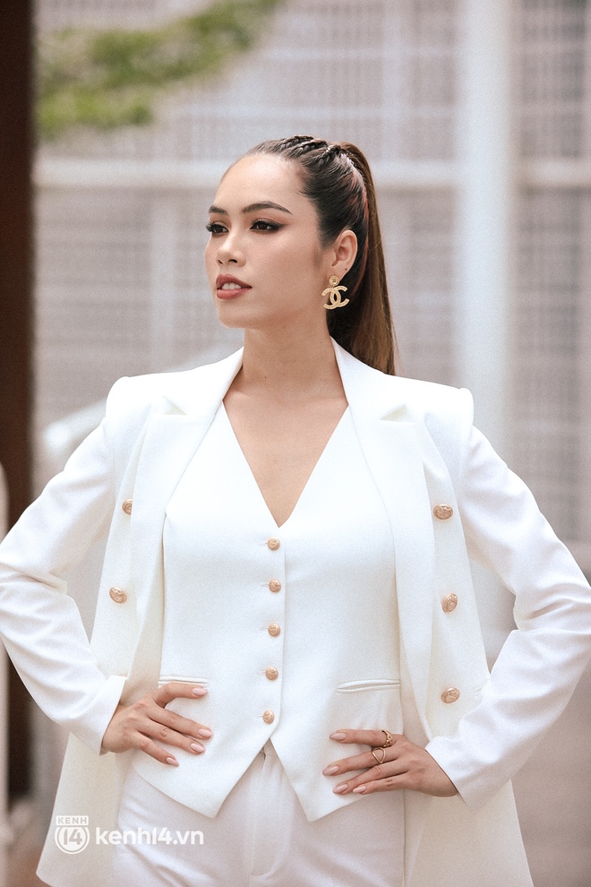 Ng&agrave;y 2 sơ khảo Hoa hậu Ho&agrave;n Vũ Việt Nam: Kh&aacute;nh V&acirc;n - Vũ Thu Phương đọ sắc, V&otilde; Ho&agrave;ng Yến cực xinh c&ograve;n d&agrave;n th&iacute; sinh th&igrave; sao? - Ảnh 10.