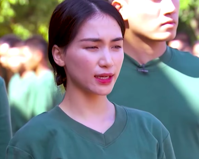 H&ograve;a Minzy l&ecirc;n tiếng sau khi bị mắng thiếu nghi&ecirc;m t&uacute;c tr&ecirc;n s&oacute;ng Sao Nhập Ngũ - Ảnh 1.