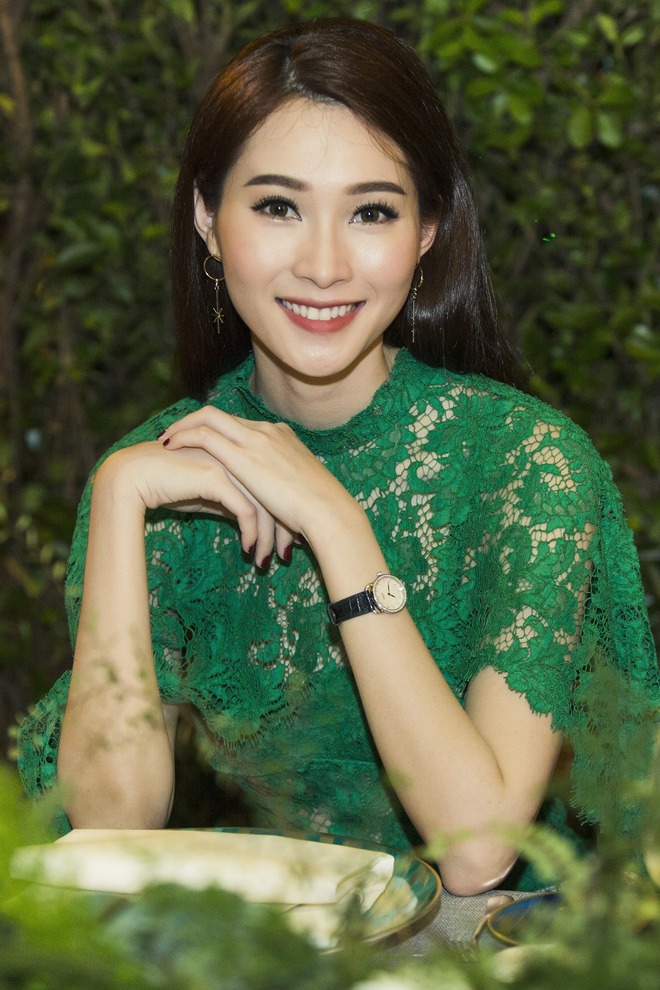 Đặng Thu Thảo dự tiệc thôi mà cũng gây sốt, nhan sắc phu nhân nhà hào môn ngày càng đỉnh! - Ảnh 4.