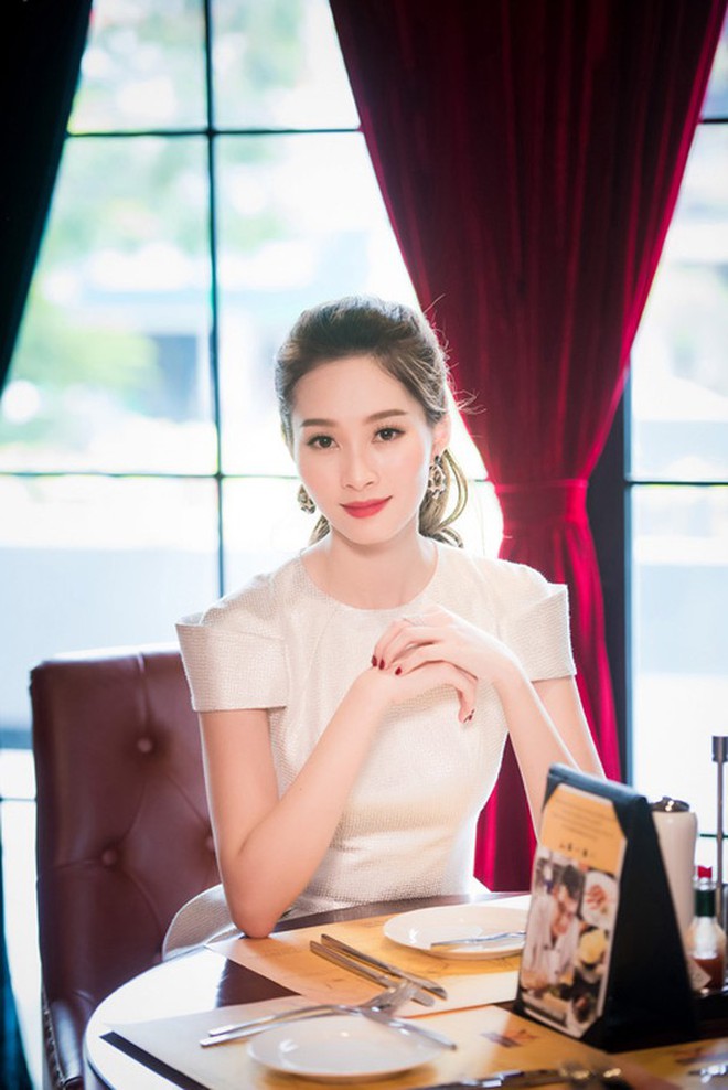 Đặng Thu Thảo dự tiệc thôi mà cũng gây sốt, nhan sắc phu nhân nhà hào môn ngày càng đỉnh! - Ảnh 4.