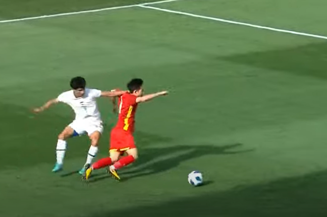 Vượt khó khăn, tuyển U23 Việt Nam cầm hòa đối thủ cực mạnh tại giải đấu quy tụ những đội bóng tiếng tăm thế giới - Ảnh 7.