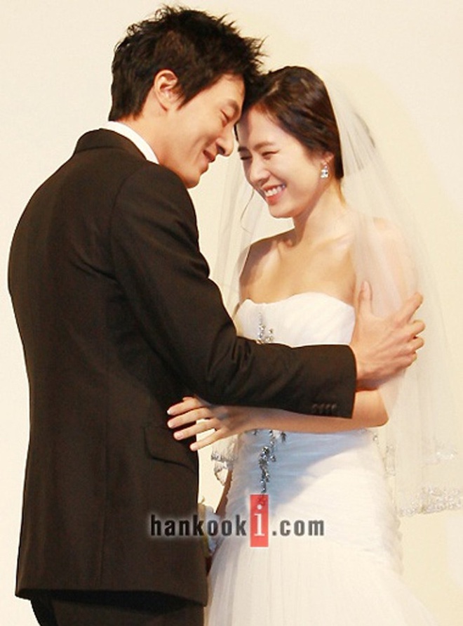 bo anh son ye jin mac vay cuoi o ep vong 1 ben can 4 1617598019867275817931 1647960043866565734403 1648110209795511274208