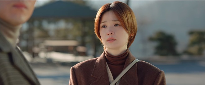 Tuổi 39 tập 10 ngập nước mắt: Son Ye Jin bị mẹ ruột tống tiền, đau nhất là cảnh Jeon Mi Do tự lo đám tang cho mình - Ảnh 3.