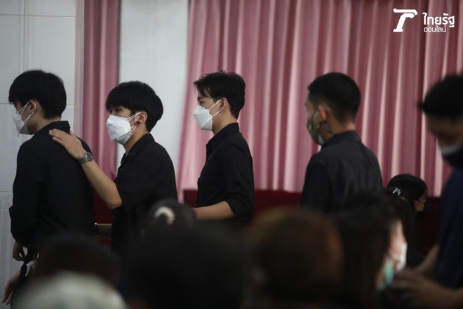 Lễ tưởng niệm nam diễn vi&ecirc;n đam mỹ 26 tuổi đột tử tại nh&agrave; ri&ecirc;ng: Bạn th&acirc;n kh&oacute;c nghẹn, mẹ ruột suy sụp v&igrave; tin sốc - Ảnh 8.