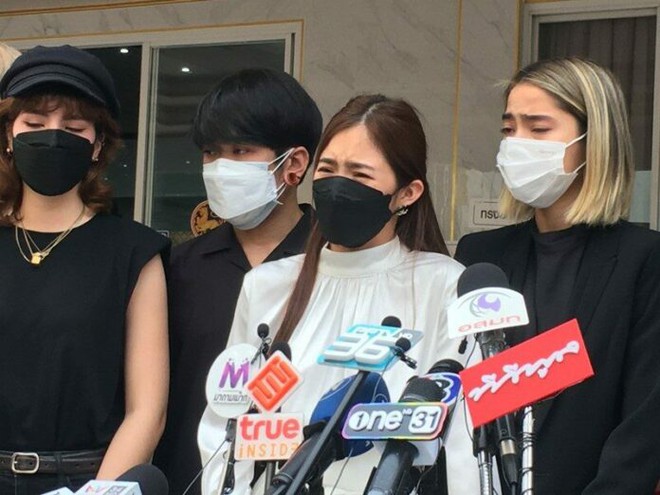 Lễ tưởng niệm nam diễn vi&ecirc;n đam mỹ 26 tuổi đột tử tại nh&agrave; ri&ecirc;ng: Bạn th&acirc;n kh&oacute;c nghẹn, mẹ ruột suy sụp v&igrave; tin sốc - Ảnh 4.