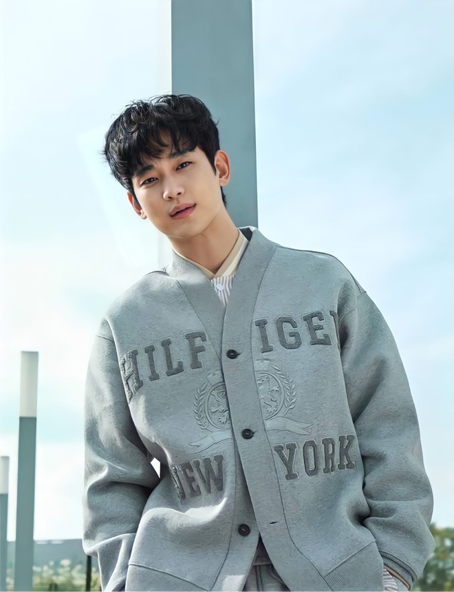 Hoang mang với visual Kim Soo Hyun thời mới vào nghề: Kém sắc tới đâu mà mang tiếng sản phẩm của dao kéo? - Ảnh 2.