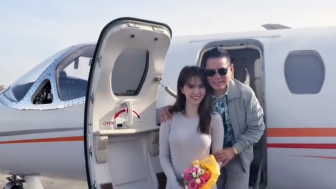 Đại gia 72 m&ecirc; ch&acirc;n d&agrave;i 27: N&agrave;ng đ&ograve;i xe 20 tỷ, 6 năm sau ch&agrave;ng bay khỏi top người gi&agrave;u - Ảnh 3.