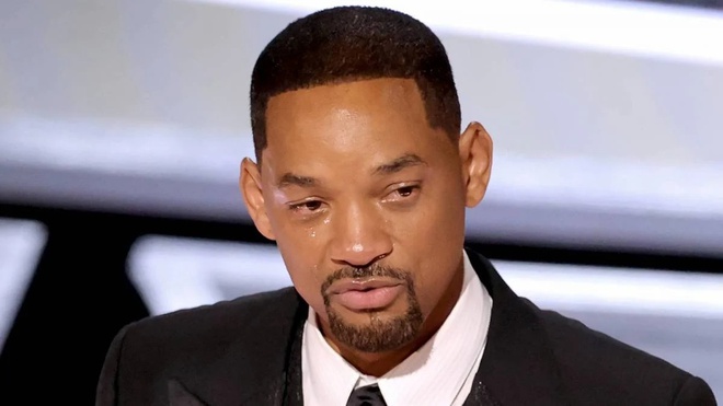 Cú twist bất ngờ: Will Smith bị chỉ trích dữ dội vì tát đồng nghiệp trên sóng live Oscar để bảo vệ vợ, dư luận đổi chiều 180 độ - Ảnh 5.