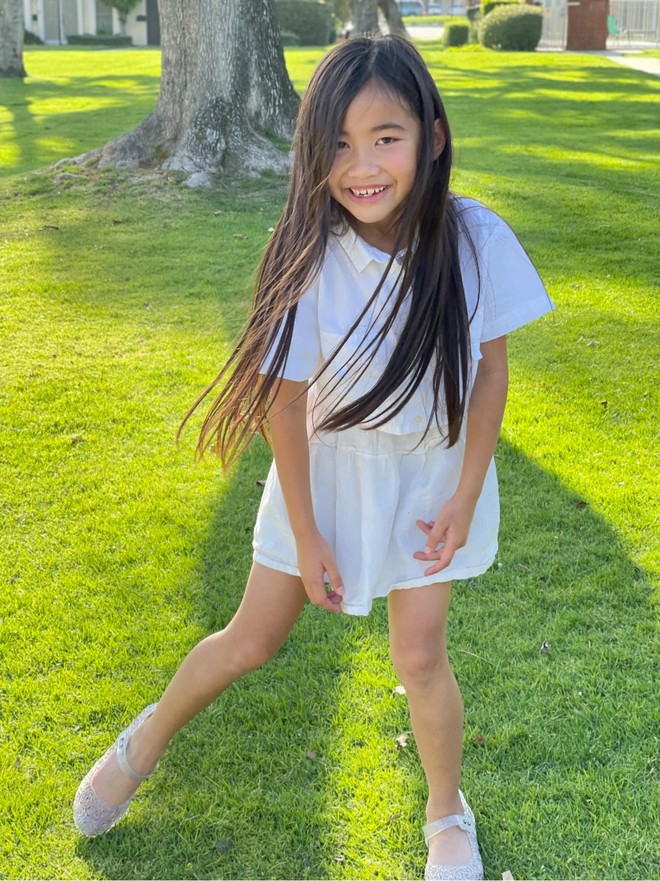 Ái nữ của em gái Tăng Thanh Hà mới 6 tuổi đã thừa hưởng gen MỸ NHÂN: Mẹ khoe 1 bức ảnh mà lộ cách dạy con đáng khen - Ảnh 2.