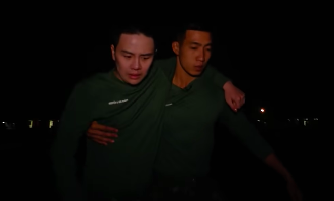 Sức khỏe của d&agrave;n Sao Nhập Ngũ: Minh T&uacute; hở van tim, Duy Kh&aacute;nh từng sống chung với thanh sắt trong lồng ngực - Ảnh 3.