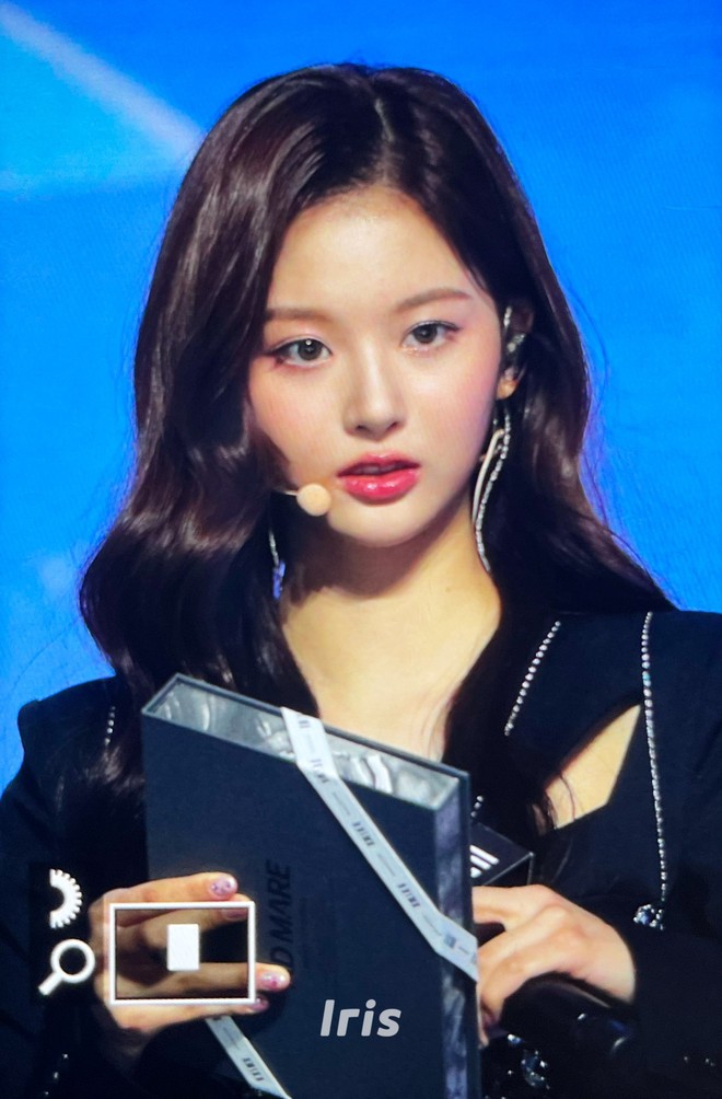 Idol nữ hot nhất Kpop hiện nay: Visual đẹp tự nhi&ecirc;n, đỗ tuyển chọn Big 3, vừa debut đ&atilde; lấn lướt loạt idol Gen 4 h&agrave;ng khủng - Ảnh 12.