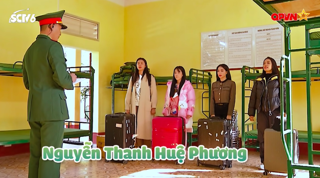 Phát hiện Trung đội trưởng Sao Nhập Ngũ cực dịu dàng với Cara, thuyền mới chuẩn bị ra khơi? - Ảnh 2.