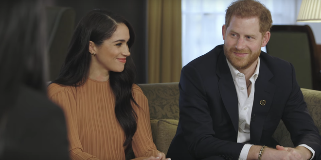 Khoảnh khắc cho thấy Hoàng tử Harry lộ rõ con người thật khi ở bên Meghan khiến dư luận cười chê - Ảnh 2.