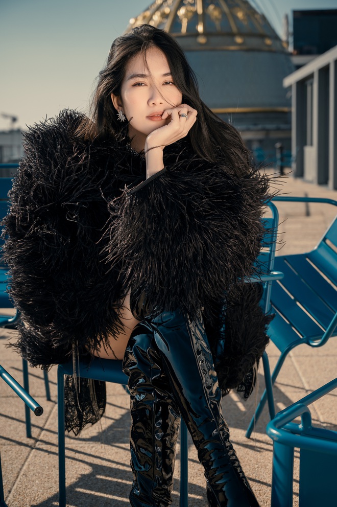 Á hậu học giỏi nhất Vbiz thả dáng sang - xịn - mịn chuẩn fashionista tại Paris, visual ra sao mà dân tình rần rần? - Ảnh 5.