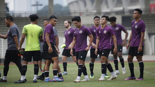 Chủ tịch LĐBĐ Indonesia: “Chúng tôi không sợ U23 Việt Nam, chúng tôi sẽ đánh bại họ” - Ảnh 1.