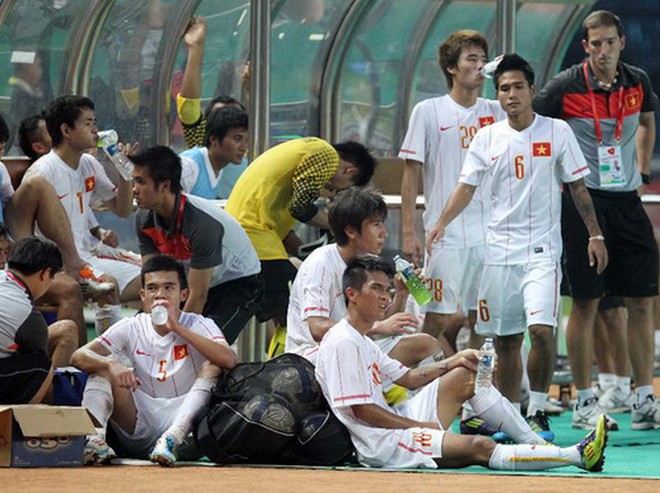Thất bại tệ hại của U23 Việt Nam v&agrave; nước đi sai lầm từ VFF khi lựa chọn vị HLV thảm họa - Ảnh 4.
