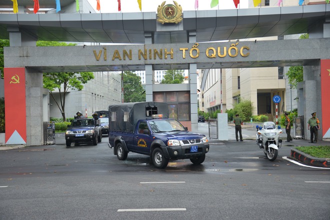 C&ocirc;ng an TP.HCM ra qu&acirc;n đảm bảo an to&agrave;n giao th&ocirc;ng dịp Lễ 30/4 v&agrave; SEA Games 31 - Ảnh 7.