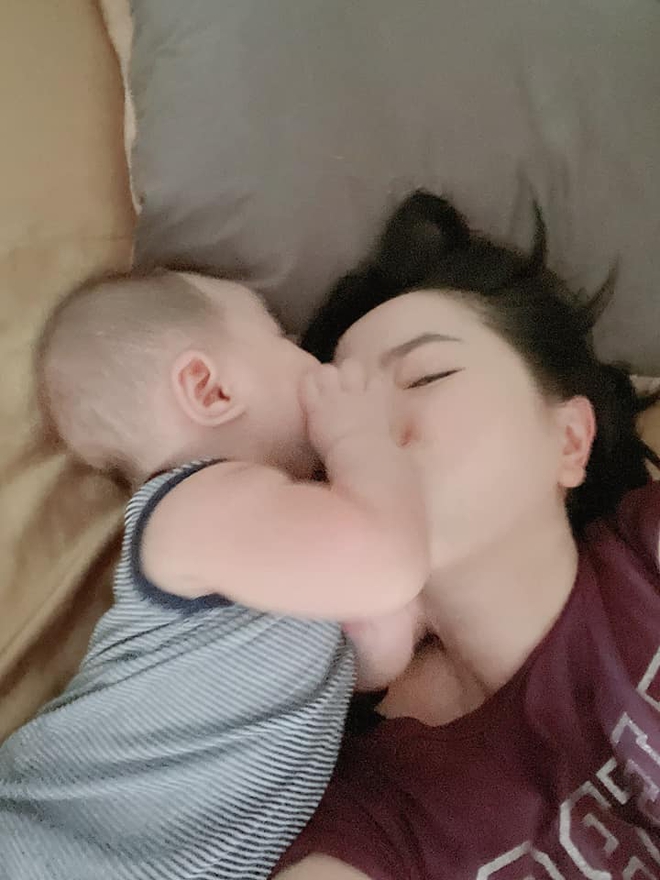 1 sao Việt bị soi cho qu&yacute; tử h&agrave;o m&ocirc;n d&ugrave;ng đồ chơi nguy hiểm, mẹ bỉm giải th&iacute;ch thế n&agrave;o? - Ảnh 5.