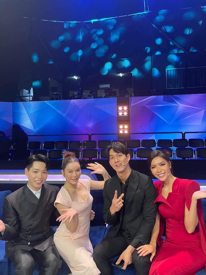 Tại sao Người Ấy L&agrave; Ai chọn Minh T&uacute; thay thế Hương Giang? - Ảnh 1.