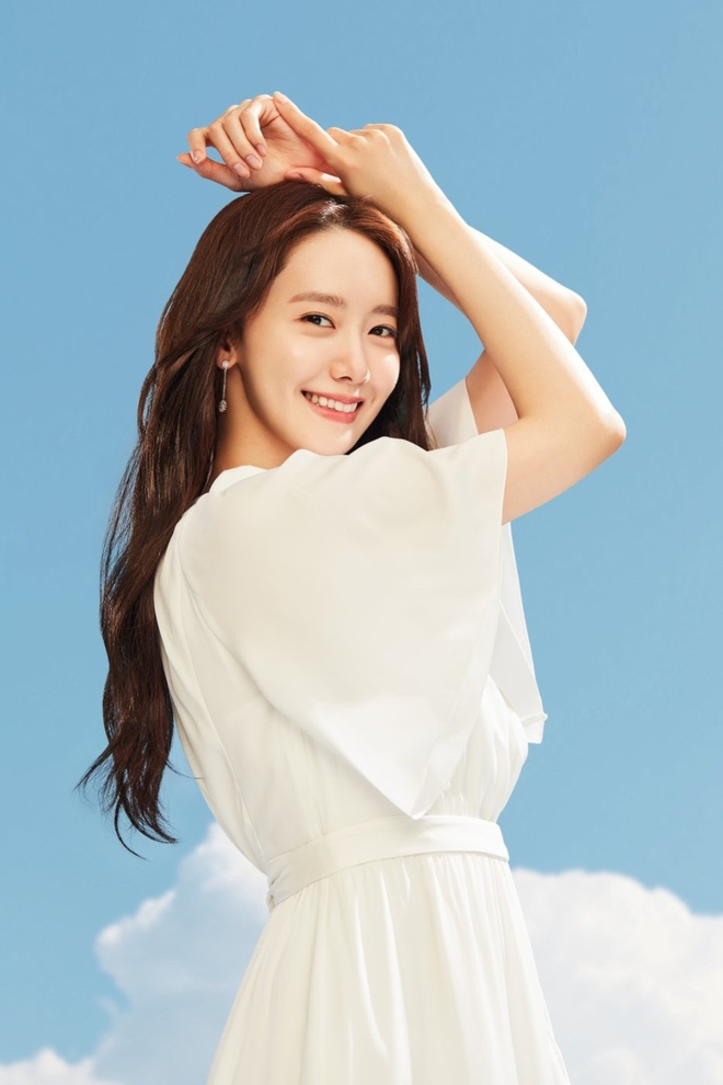 Yoona (SNSD) không hổ danh bà tổ visual: Cấp 2 đã xinh ngất ngây, ở đâu cũng nổi bần bật! - Ảnh 2.