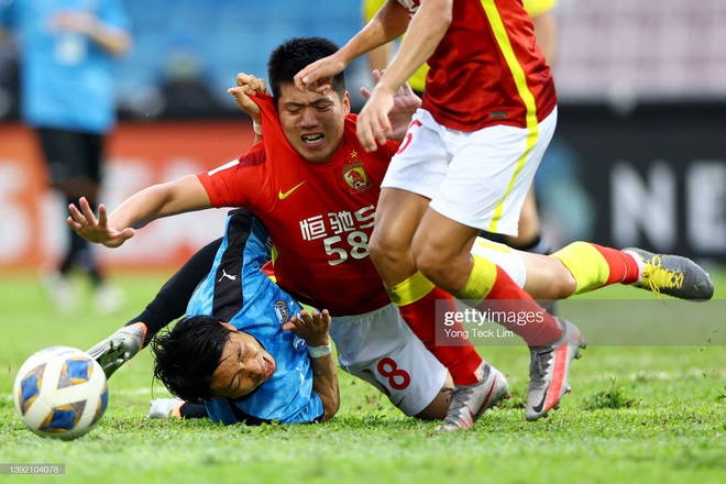“Các đội bóng Trung Quốc đáng lẽ phải bị đuổi khỏi giải châu Á, họ đang gây ra thảm họa - Ảnh 1.