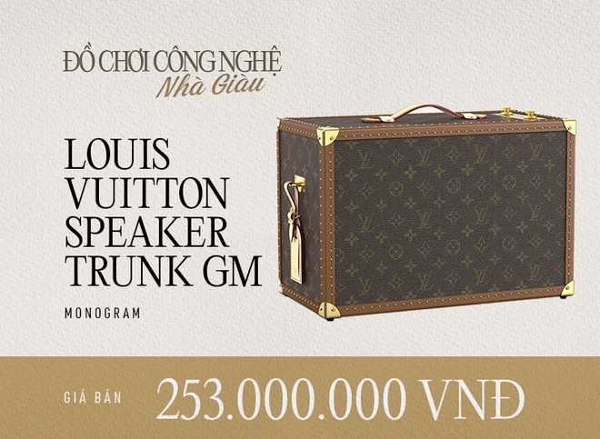 Louis Vuitton® Speaker Trunk GM Black. Size