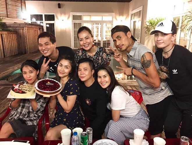 Hội bạn thân đình đám Vbiz: Gia đình Hoa Dâm Bụt coi nhau như ruột thịt, Hà Tăng có tình bạn triệu đô hơn một thập kỷ - Ảnh 42.