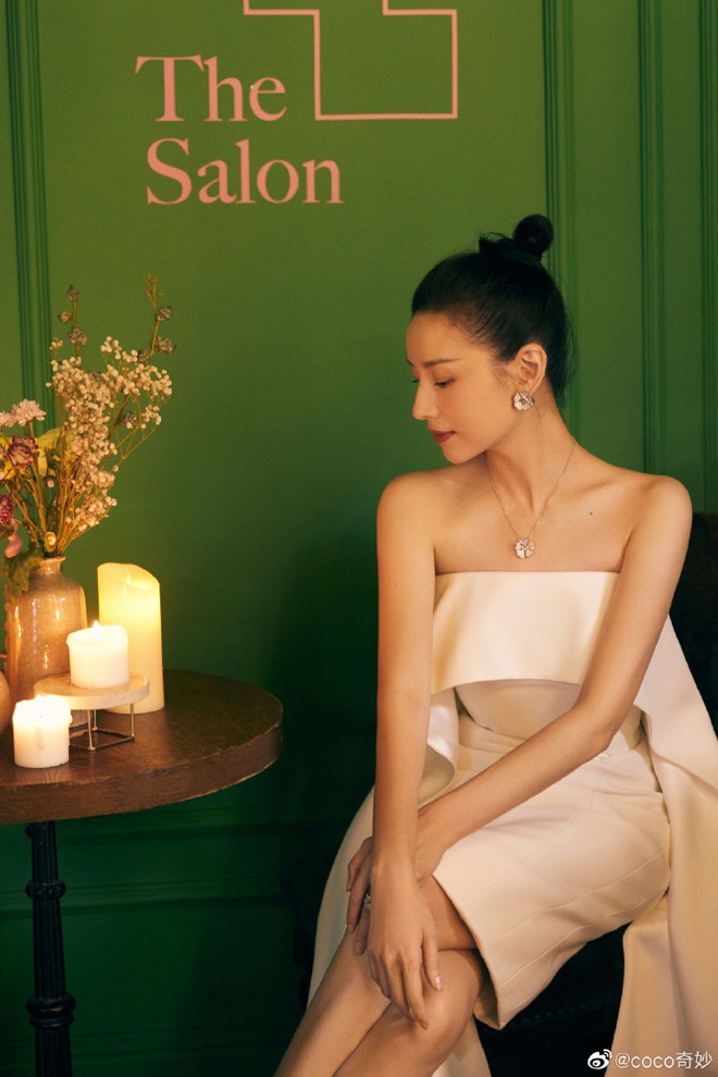 Cuộc sống hiện tại của người đ&agrave;n b&agrave; bị gh&eacute;t nhất Cbiz: L&agrave;m mẹ đơn th&acirc;n, d&ugrave;ng hết t&igrave;nh y&ecirc;u b&ugrave; đắp sự tổn thương cho con trai - Ảnh 6.