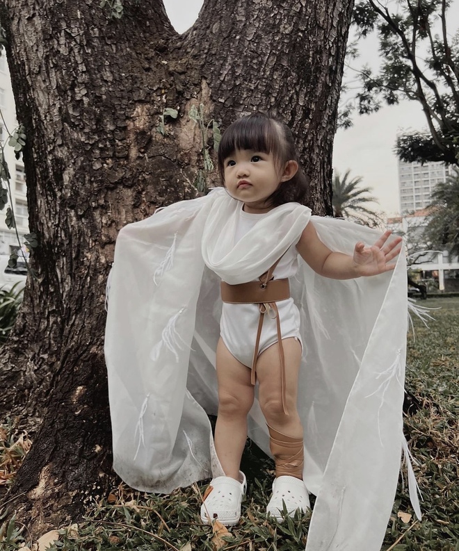 Đ&ocirc;ng Nhi xả ảnh hậu trường của &aacute;i nữ, d&acirc;n t&igrave;nh cười xỉu v&igrave; điều n&agrave;y? - Ảnh 4.