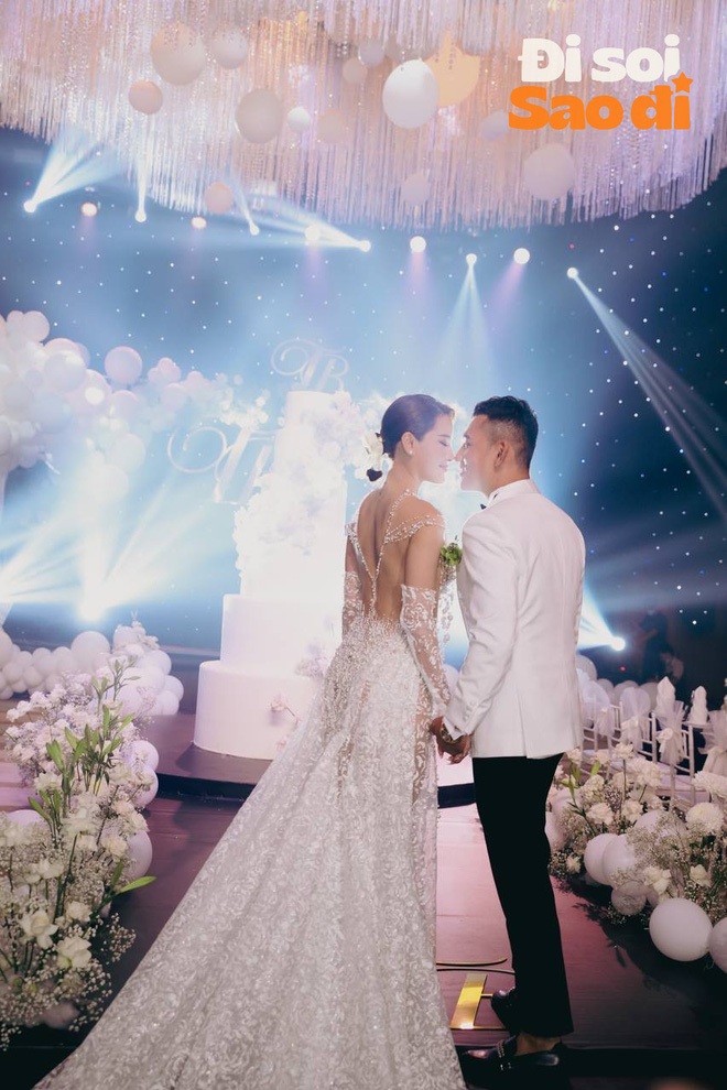Netizen nổ ra tranh cãi trái chiều bộ váy cưới của Phương Trinh Jolie, nguyên do vì điều này? - Ảnh 5.