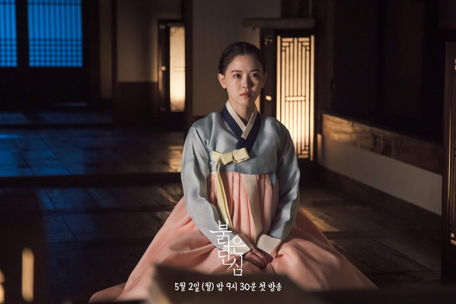 Mỹ nhân cổ trang xịn nhất phim Hàn 2022 đây rồi: Thần thái chuẩn mẫu nghi thiên hạ, lại có cả tủ Hanbok đẹp mê hồn - Ảnh 6.