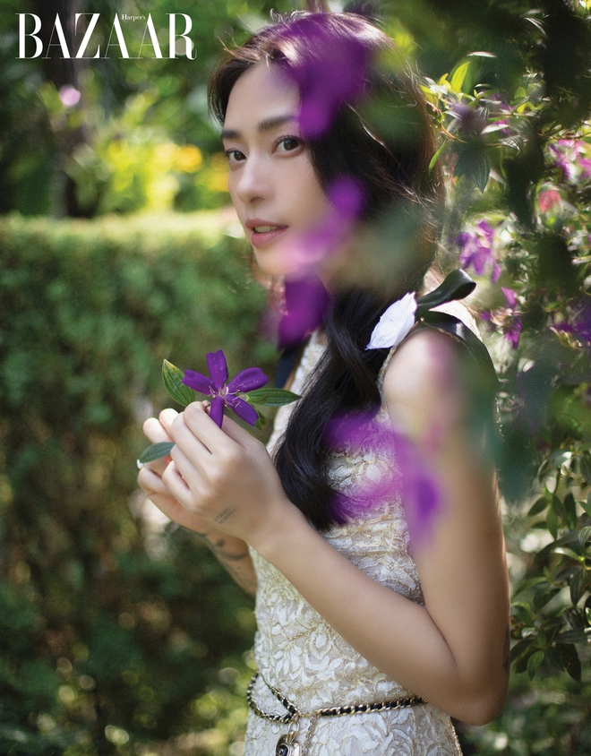 Th&ecirc;m ảnh cưới của Ng&ocirc; Thanh V&acirc;n v&agrave; Huy Trần, c&ocirc; d&acirc;u ch&uacute; rể khiến d&acirc;n t&igrave;nh lụi tim v&igrave; 1 khoảnh khắc - Ảnh 7.