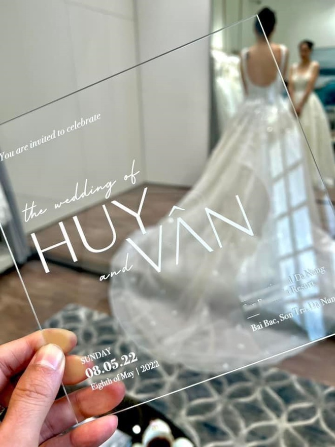 Th&ecirc;m ảnh cưới của Ng&ocirc; Thanh V&acirc;n v&agrave; Huy Trần, c&ocirc; d&acirc;u ch&uacute; rể khiến d&acirc;n t&igrave;nh lụi tim v&igrave; 1 khoảnh khắc - Ảnh 11.