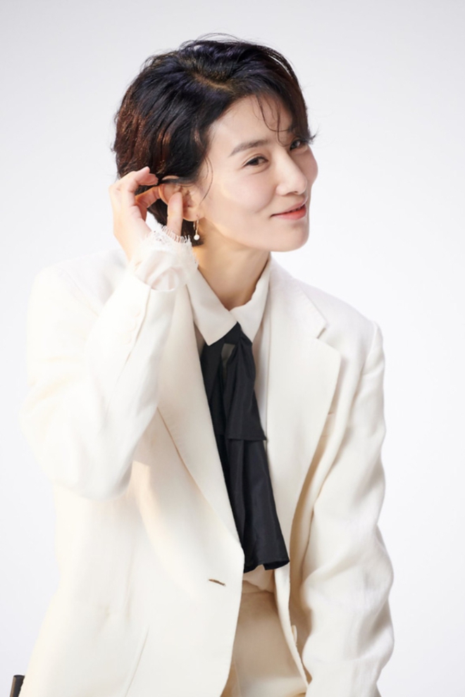 6 diễn viên Hàn để tóc ngắn đẹp nhất: Song Hye Kyo xuất sắc nhưng mỹ nhân cuối mới khiến chị em &quot;rần rần&quot; học theo - Ảnh 3.