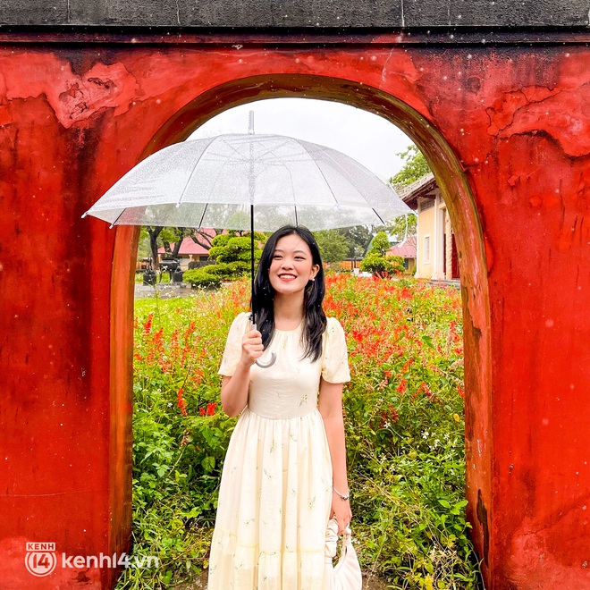 Tình trạng du lịch Huế - Đà Nẵng mấy ngày qua: Du khách “khóc thét” vì chuyến đi bão tố đúng nghĩa đen! - Ảnh 11. Tình trạng du lịch Huế - Đà Nẵng mấy ngày qua: Du khách “khóc thét” vì chuyến đi bão tố đúng nghĩa đen! - Ảnh 11.