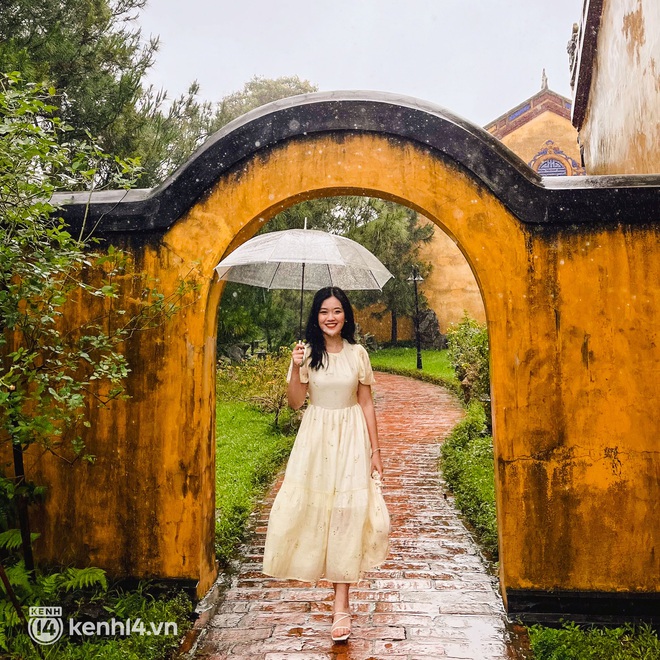 Tình trạng du lịch Huế - Đà Nẵng mấy ngày qua: Du khách “khóc thét” vì chuyến đi bão tố đúng nghĩa đen! - Ảnh 11. Tình trạng du lịch Huế - Đà Nẵng mấy ngày qua: Du khách “khóc thét” vì chuyến đi bão tố đúng nghĩa đen! - Ảnh 11.