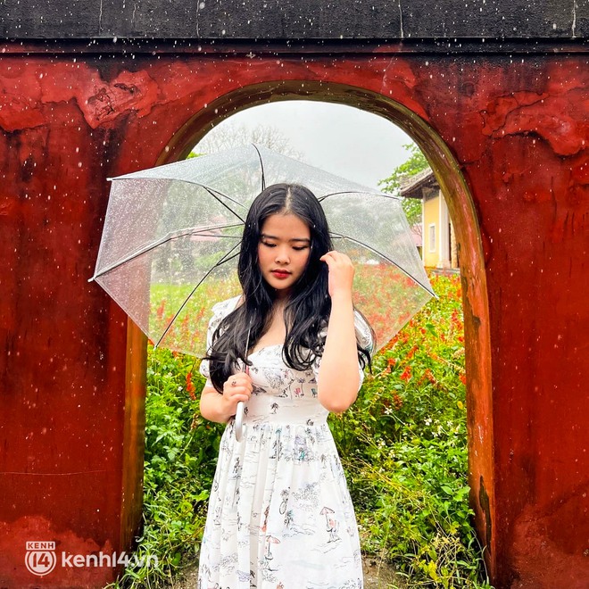 Tình trạng du lịch Huế - Đà Nẵng mấy ngày qua: Du khách “khóc thét” vì chuyến đi bão tố đúng nghĩa đen! - Ảnh 11. Tình trạng du lịch Huế - Đà Nẵng mấy ngày qua: Du khách “khóc thét” vì chuyến đi bão tố đúng nghĩa đen! - Ảnh 11.