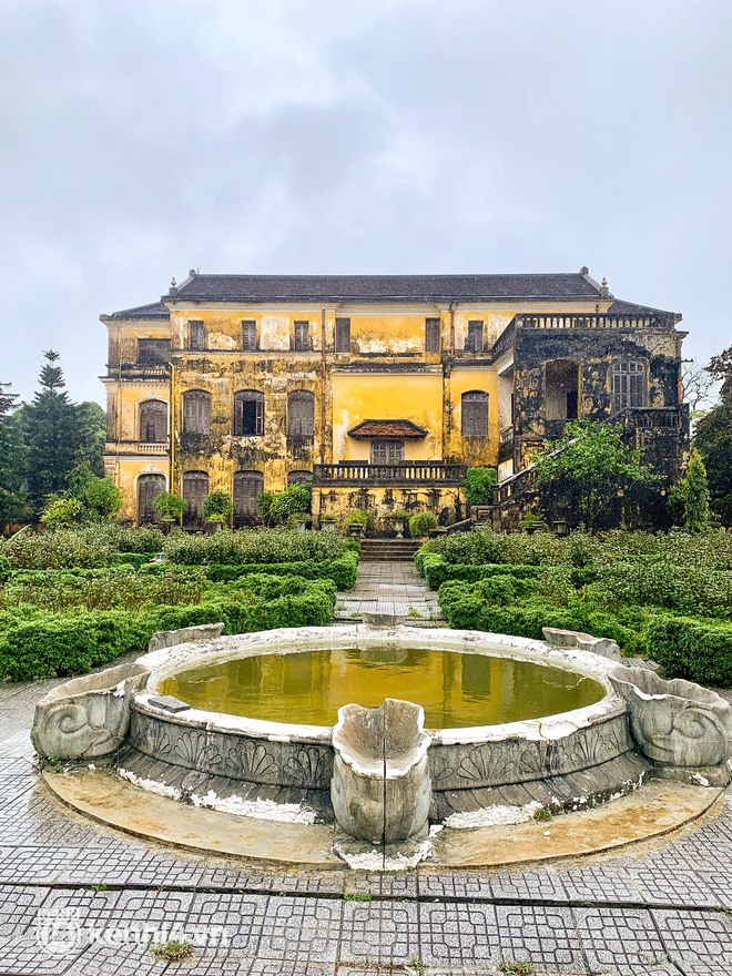 Tình trạng du lịch Huế - Đà Nẵng mấy ngày qua: Du khách “khóc thét” vì chuyến đi bão tố đúng nghĩa đen! - Ảnh 12. Tình trạng du lịch Huế - Đà Nẵng mấy ngày qua: Du khách “khóc thét” vì chuyến đi bão tố đúng nghĩa đen! - Ảnh 12.