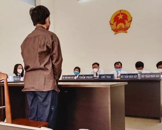 V&agrave;o kh&aacute;ch sạn với nam thiếu ni&ecirc;n, &ocirc;ng l&atilde;o 71 tuổi bỏ mạng - Ảnh 2.