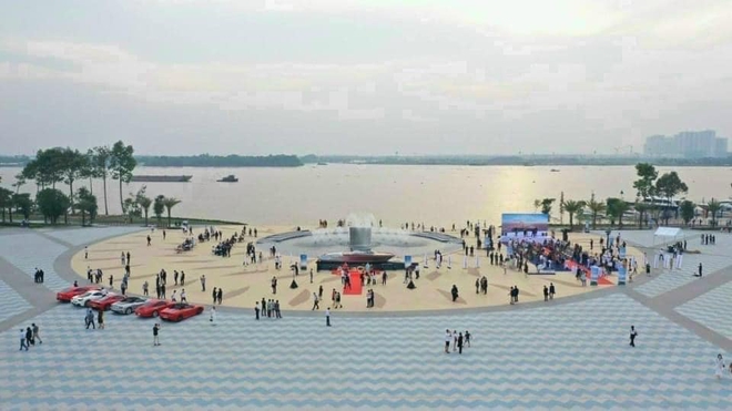 Ngay gần TP.HCM có 1 nơi đang gây sốt ngỡ như trời Tây: Có bến du thuyền đi thẳng lên Quận 1, dàn siêu xe cực nét - Ảnh 1. Ngay gần TP.HCM có 1 nơi đang gây sốt ngỡ như trời Tây: Có bến du thuyền đi thẳng lên Quận 1, dàn siêu xe cực nét - Ảnh 1.