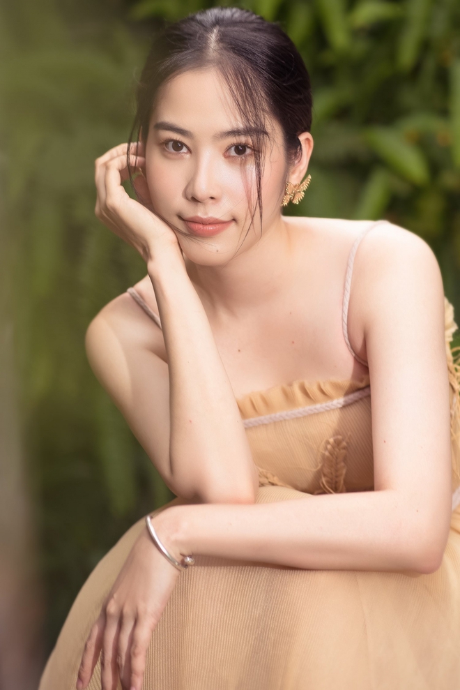 Liên tục bị nói thiếu nghiêm túc khi tham gia Miss World Vietnam, Nam Em nói gì? - Ảnh 5.