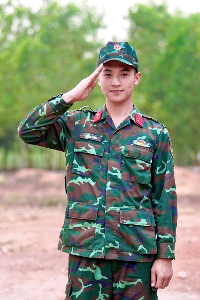 Đ&atilde; t&igrave;m thấy hot boy qu&acirc;n đội mới tại Sao Nhập Ngũ, liệu c&oacute; g&acirc;y thương nhớ như Mũi trưởng Long? - Ảnh 4.