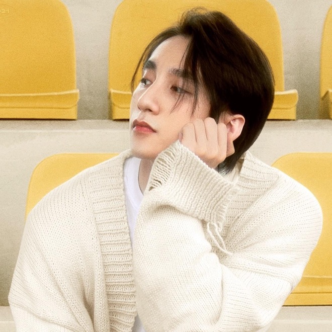 Sơn T&ugrave;ng c&oacute; động th&aacute;i g&acirc;y hoang mang cực độ tr&ecirc;n Fanpage 14 triệu người theo d&otilde;i, tất cả chuyển sang m&agrave;u đen - Ảnh 4.